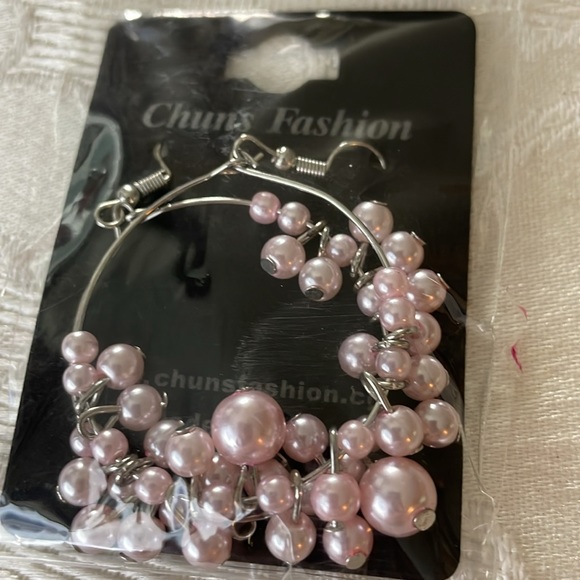 Four New On Cards Chuns Pierced Earrings - Picture 3 of 5